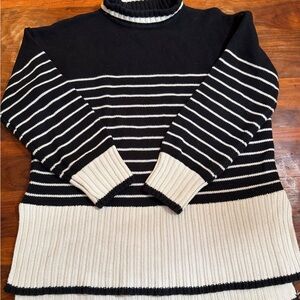 Small oversized boutique sweater